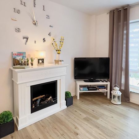Schoene Helle & Gemuetliche Wohnung In Altstadtnaehe Erfurt Room photo